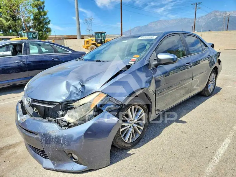 2015 Toyota COROLLA photo
