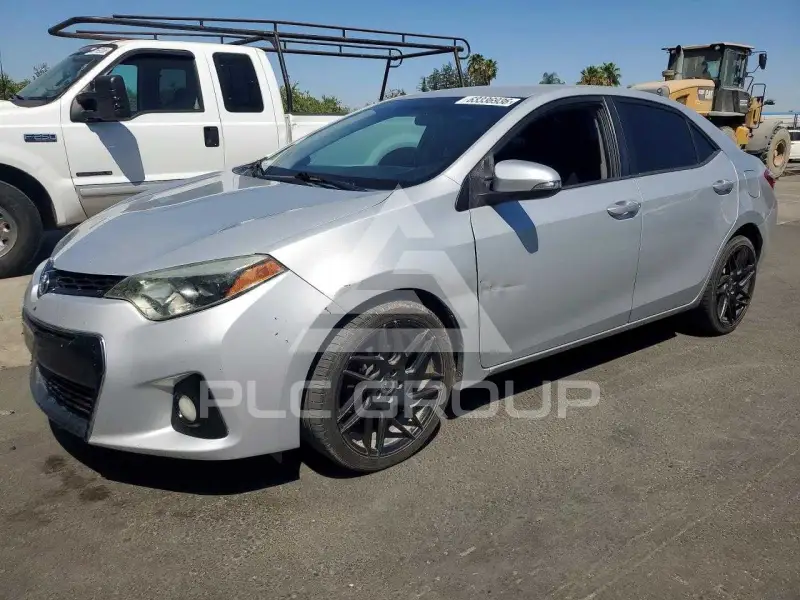 2015 Toyota COROLLA фото