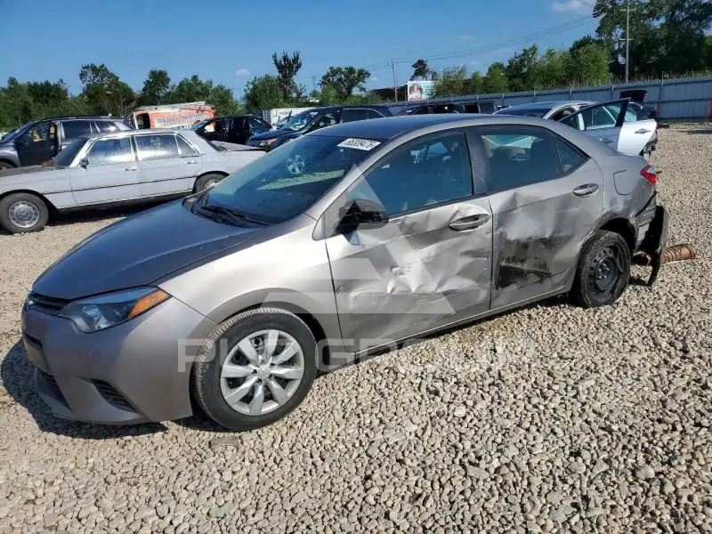 2015 Toyota COROLLA фото