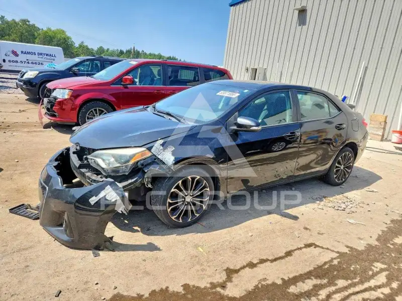 2015 Toyota COROLLA фото