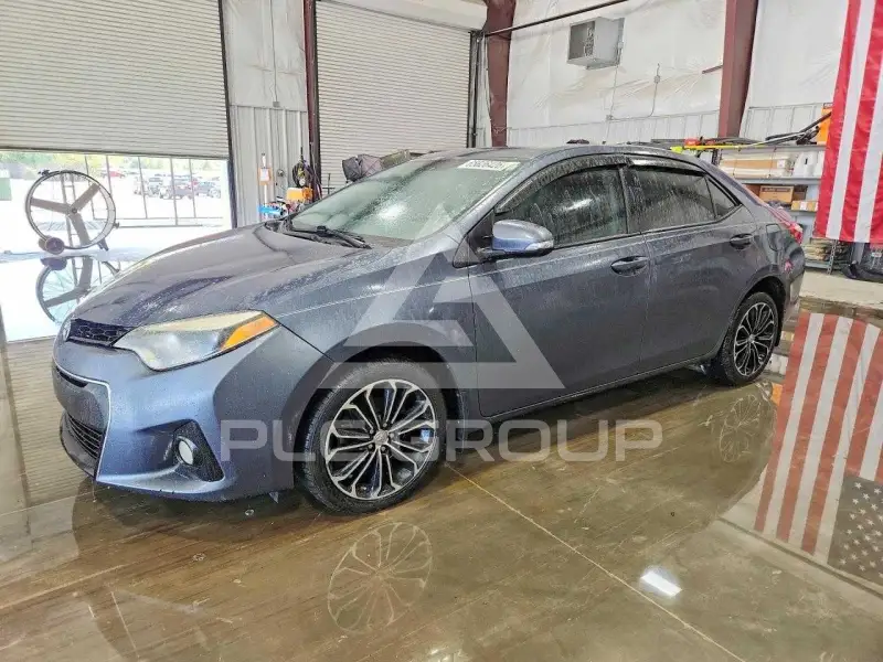 2015 Toyota COROLLA фото