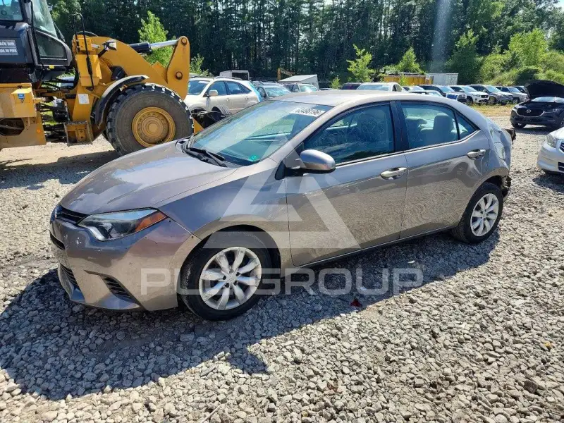 2015 Toyota COROLLA фото