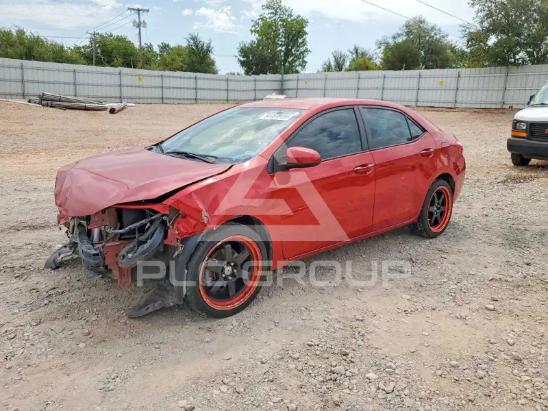2015 Toyota COROLLA фото
