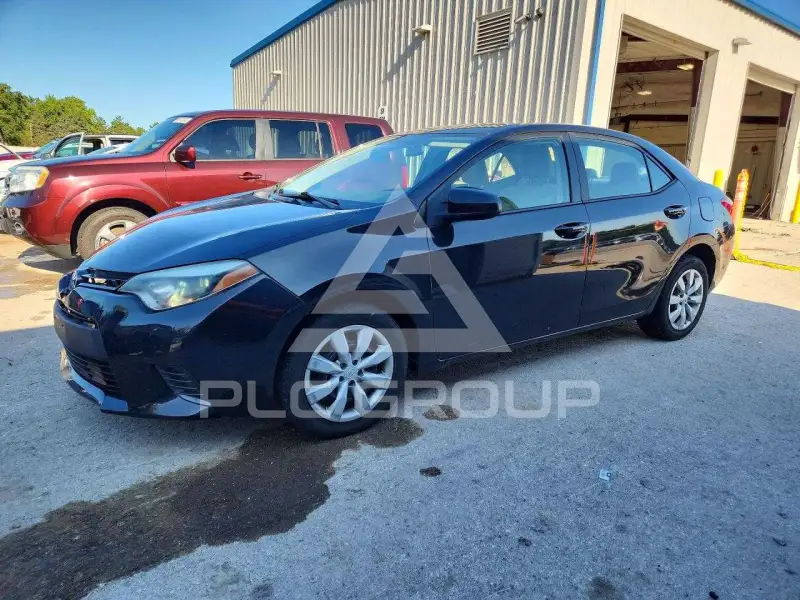 2015 Toyota COROLLA фото