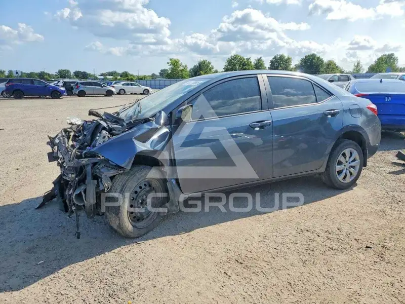 2015 Toyota COROLLA фото