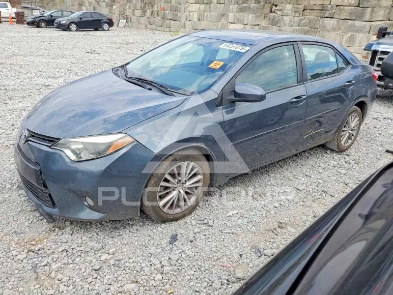 2015 Toyota COROLLA фото