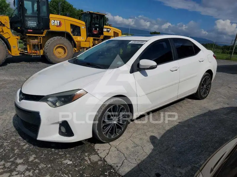 2015 Toyota COROLLA фото