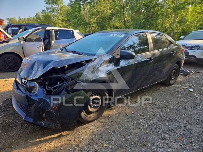 2015 Toyota COROLLA фото