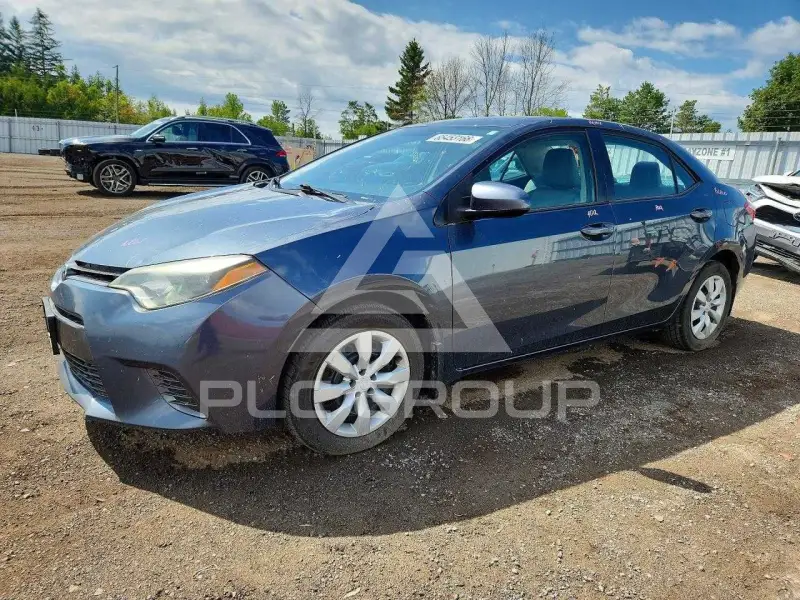 2015 Toyota COROLLA фото