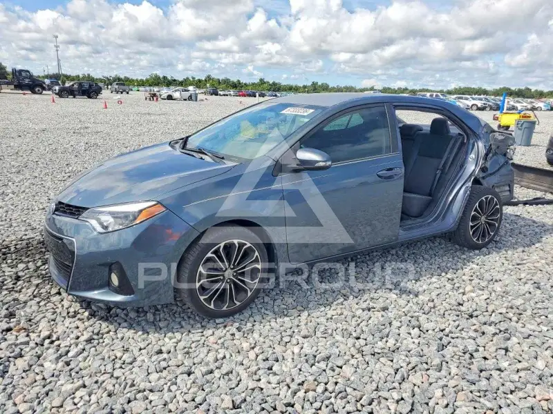 2015 Toyota COROLLA фото