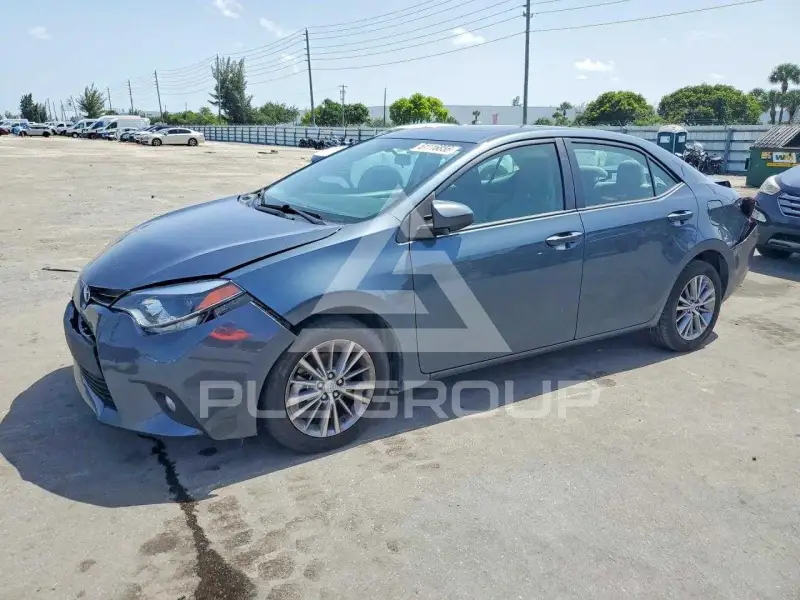 2015 Toyota COROLLA фото