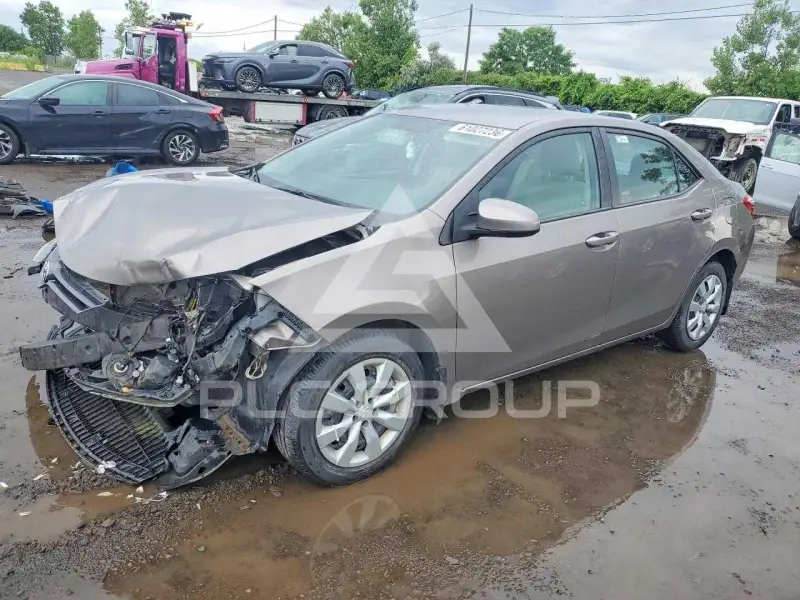 2015 Toyota COROLLA фото