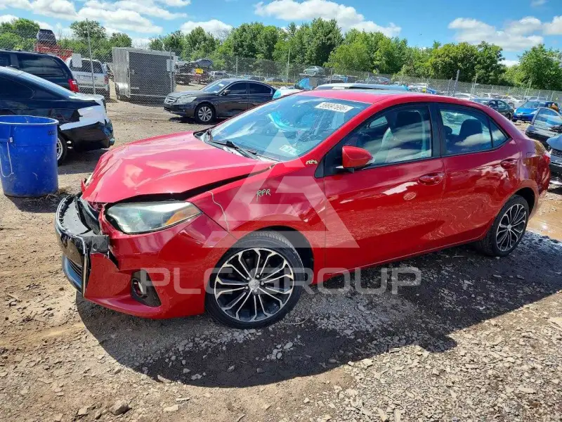 2015 Toyota COROLLA фото