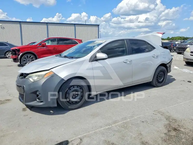 2015 Toyota COROLLA фото