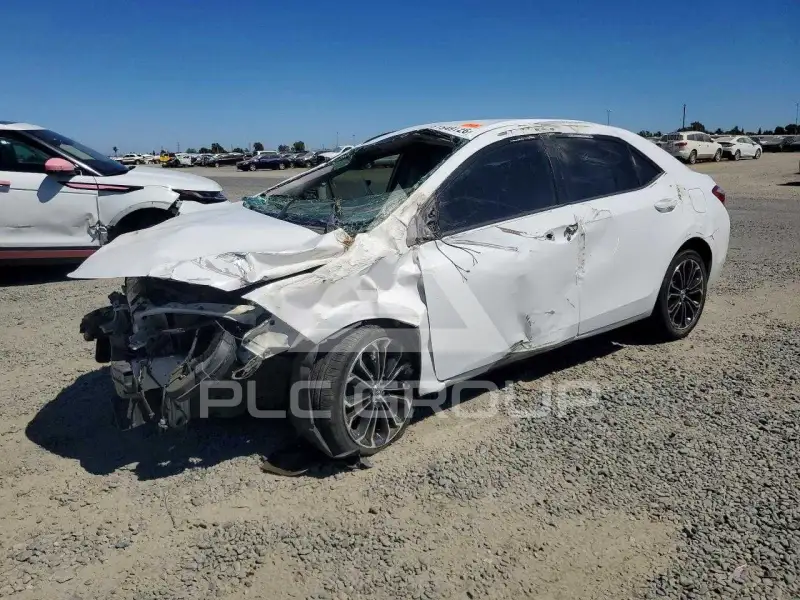 2015 Toyota COROLLA фото