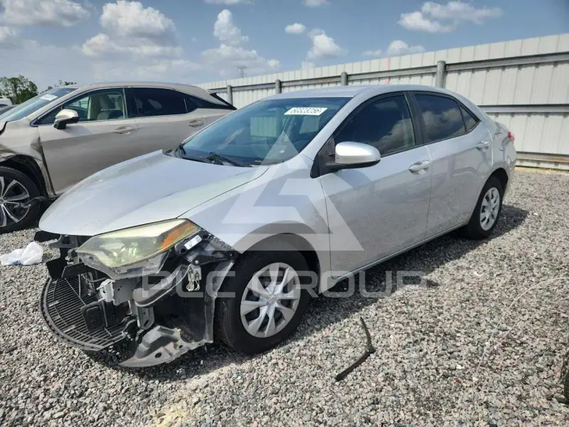 2015 Toyota COROLLA фото