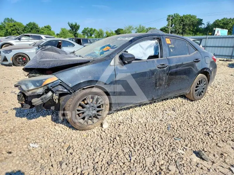 2015 Toyota COROLLA фото