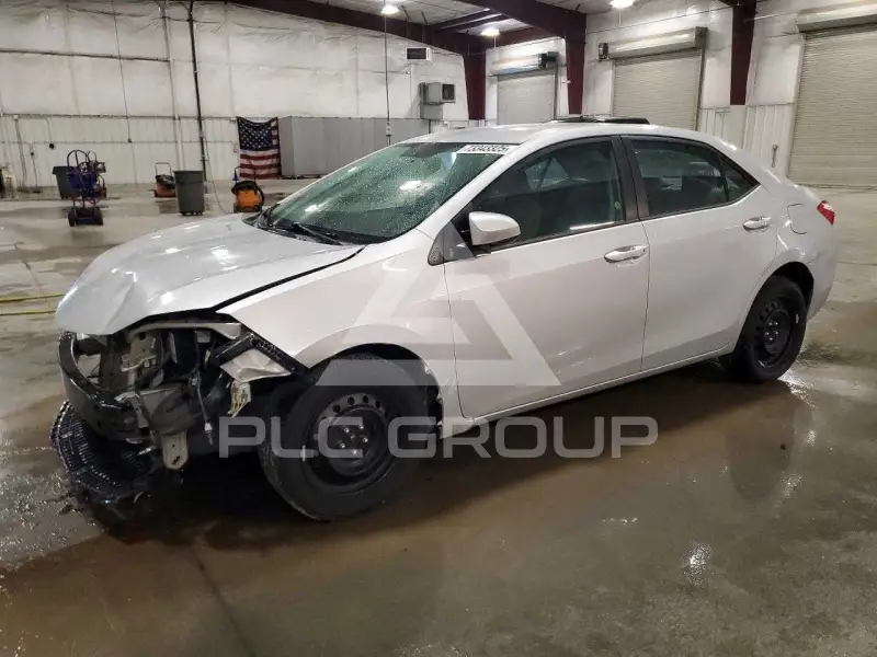 2015 Toyota COROLLA фото