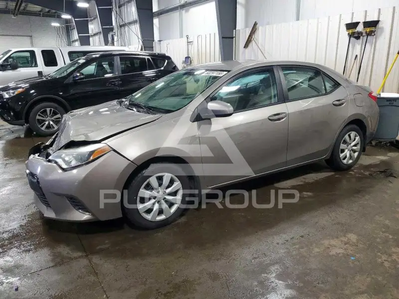 2015 Toyota COROLLA фото