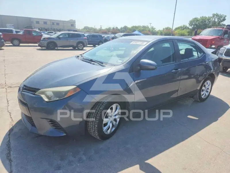 2015 Toyota COROLLA фото