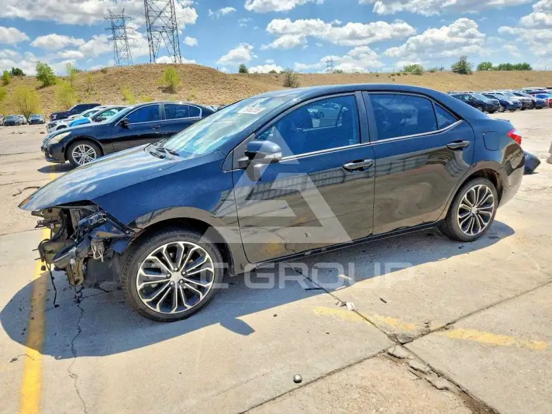 2015 Toyota COROLLA фото