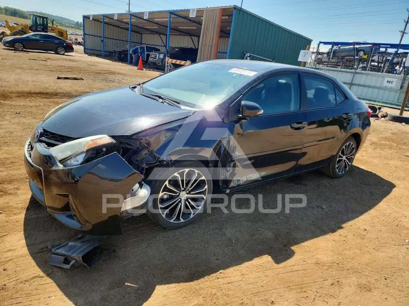 2015 Toyota COROLLA фото