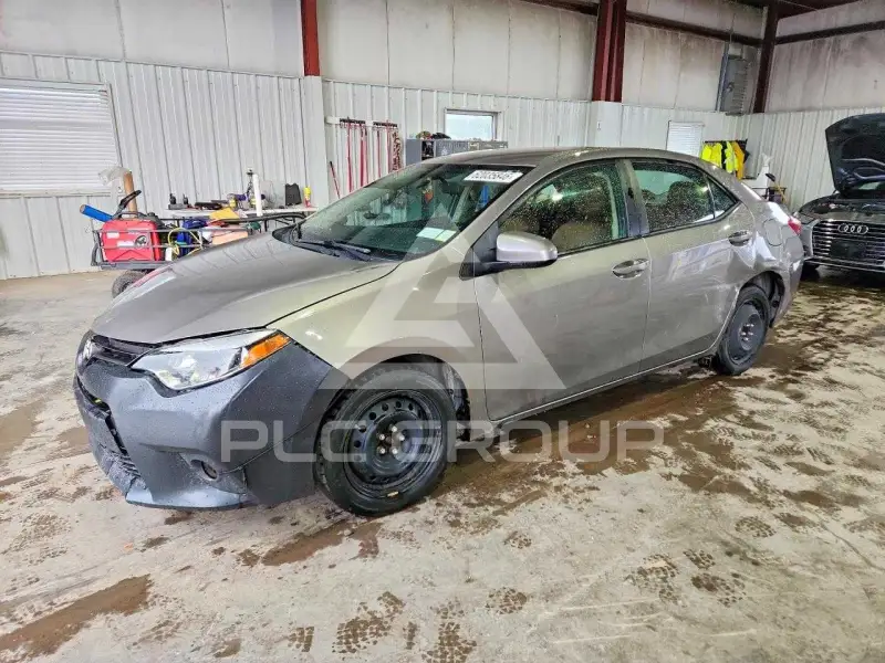 2015 Toyota COROLLA фото