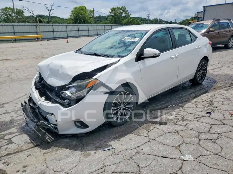 2015 Toyota COROLLA фото