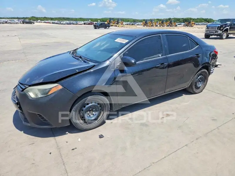 2015 Toyota COROLLA фото