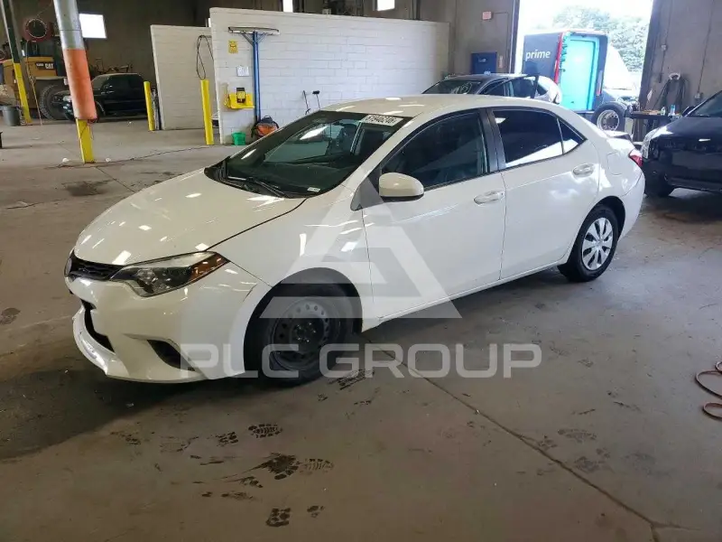 2015 Toyota COROLLA фото