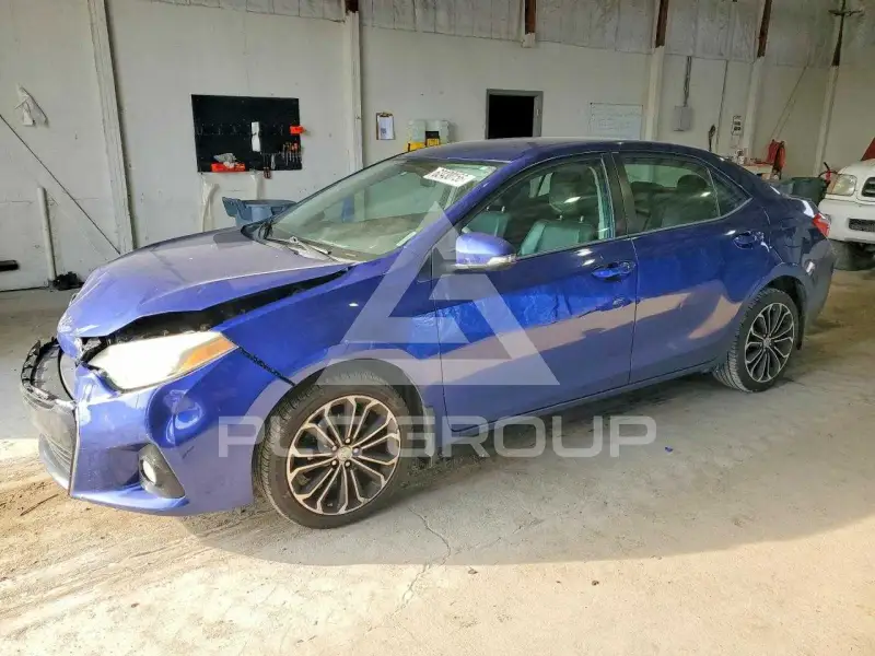 2015 Toyota COROLLA фото