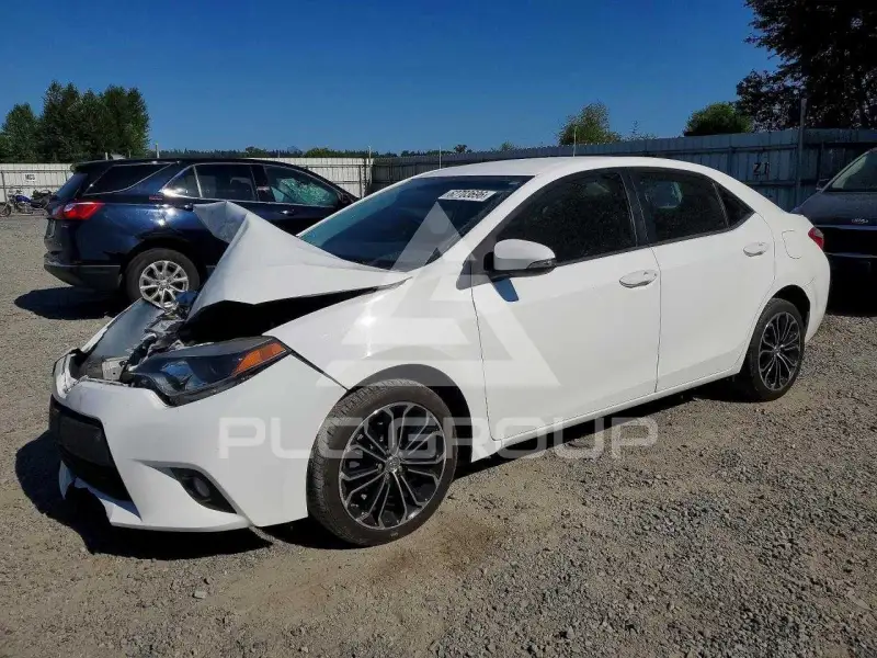 2015 Toyota COROLLA фото