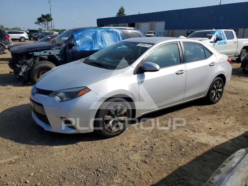 2015 Toyota COROLLA фото