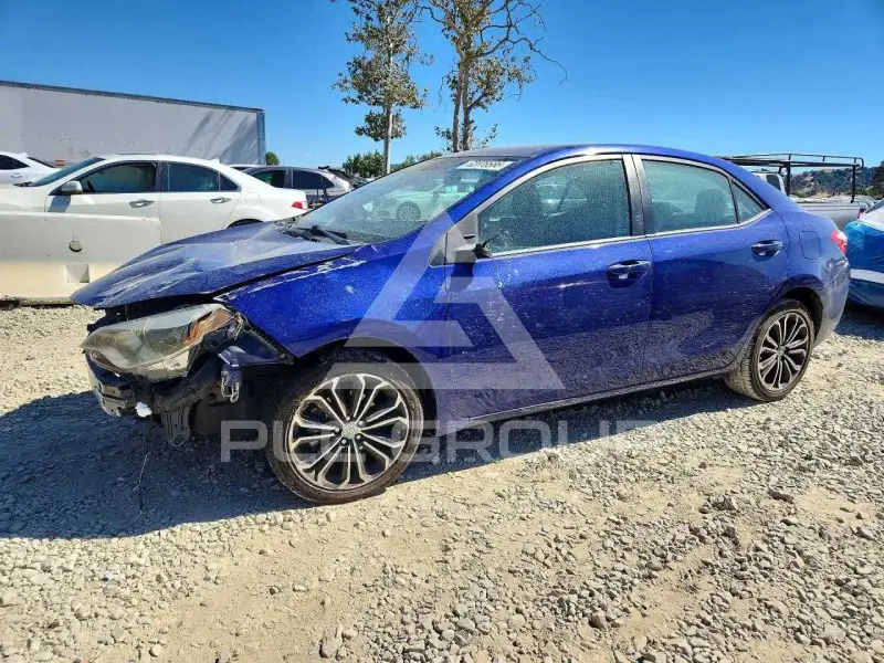 2015 Toyota COROLLA фото
