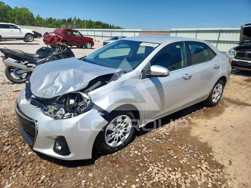 2015 Toyota COROLLA фото