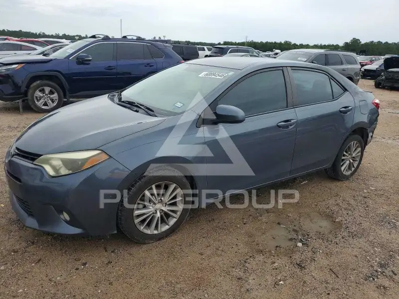 2015 Toyota COROLLA фото