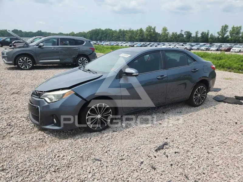2015 Toyota COROLLA фото