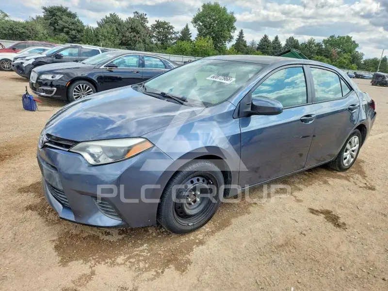 2015 Toyota COROLLA фото