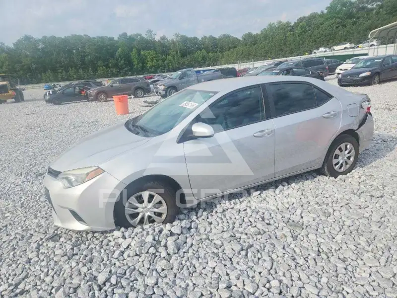 2015 Toyota COROLLA фото