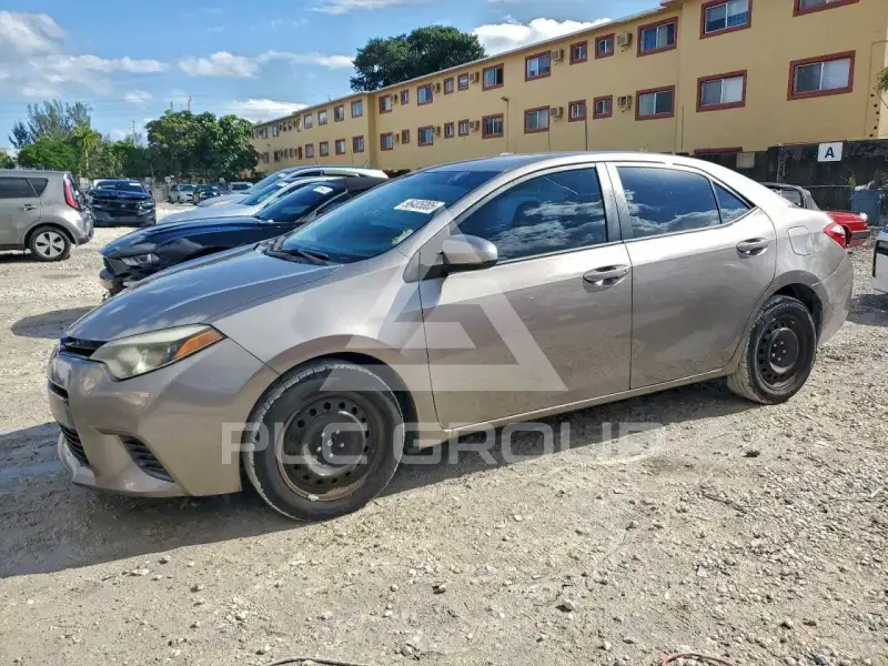 2015 Toyota COROLLA photo
