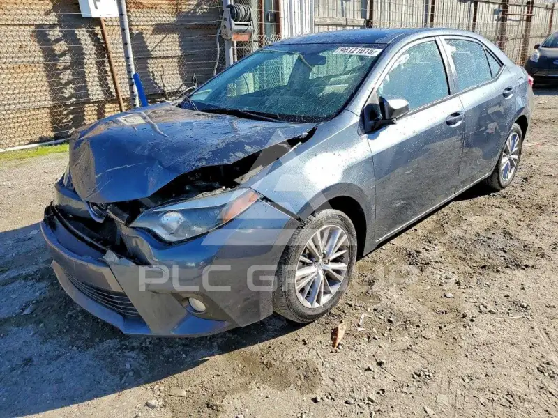 2015 Toyota COROLLA фото