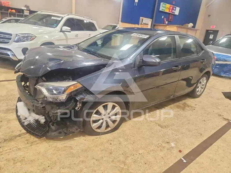 2015 Toyota COROLLA фото