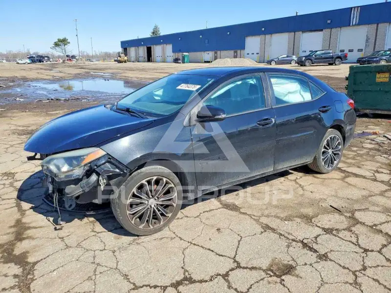 2015 Toyota COROLLA фото