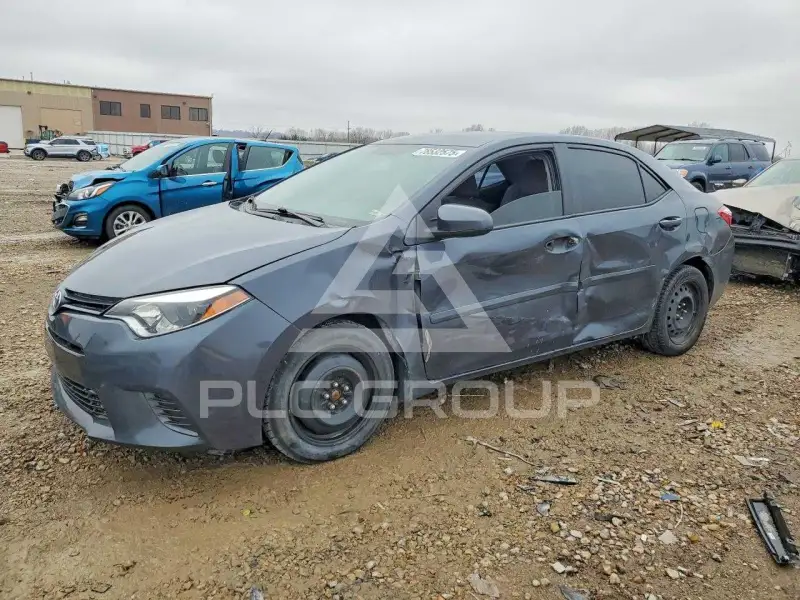 2015 Toyota COROLLA фото