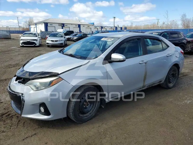 2015 Toyota COROLLA фото