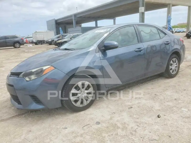 2015 Toyota COROLLA фото