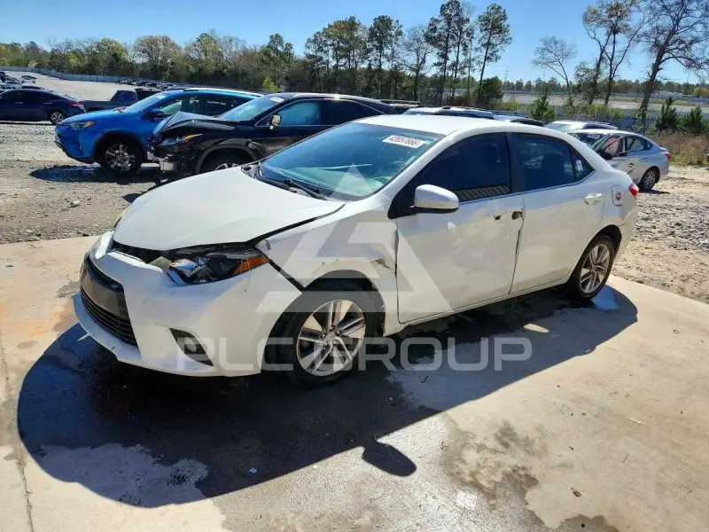 2015 Toyota COROLLA фото