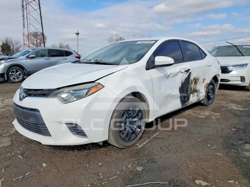 2015 Toyota COROLLA фото