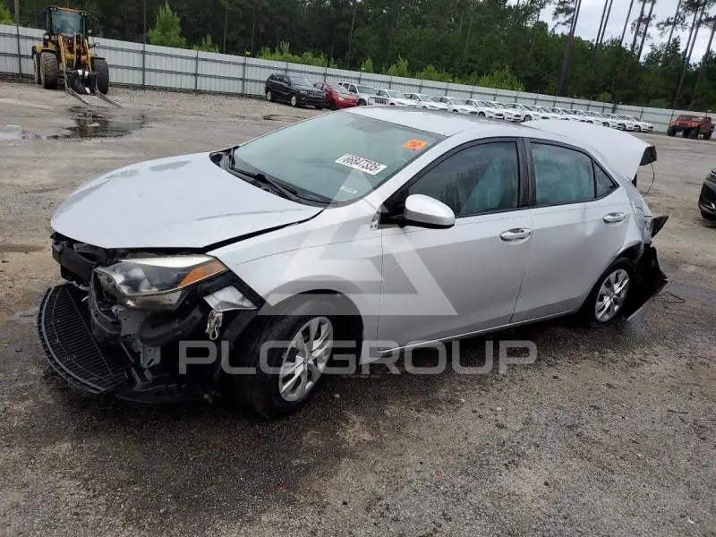 2015 Toyota COROLLA фото