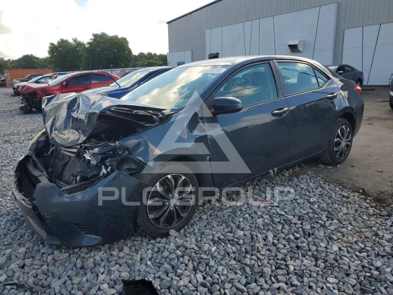 2015 Toyota COROLLA фото